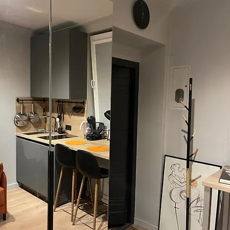 The Perfect , We Accept Travelers Only Apartamento *